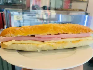 Sandwich En Pan Ciabatta