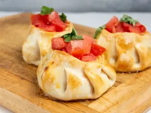 Canastitas caprese