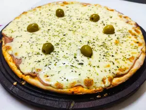Pizza jamon
