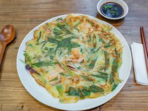 해물파전 / Haemul Pajeon
