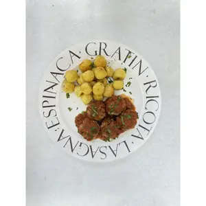 Albóndigas Con Tuco Y Papas Noisette 500 g