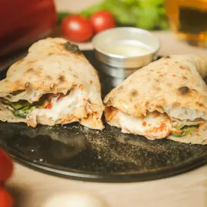 Calzone Caprese Vegano