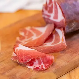 Bondiola de Campo x 100 gms
