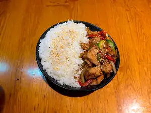 Salteado de arroz con lomo