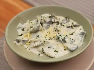 Raviolones de ricota y verdura