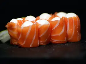 Geisha Salmon (5 Piezas)