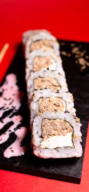 Tuna roll (10 piezas)