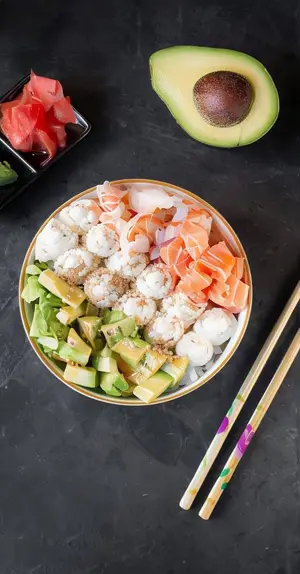 Salad sushi mixta