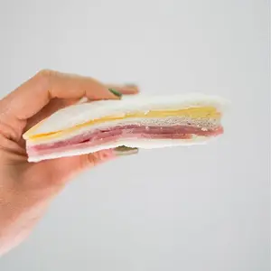 32 sándwiches triples de j/q