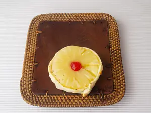 Canastita jamón, muzza y ananá