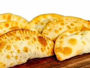 4 empanadas a elección
