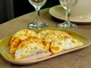 6 empanadas a elección