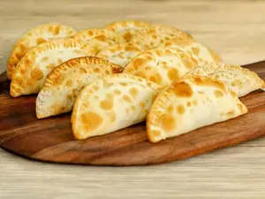 8 empanadas a elección