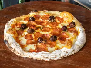 Pizza Calabresa