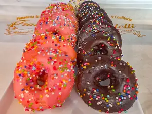 Donas rellenas c/u