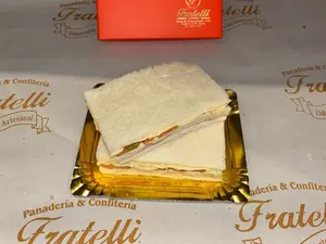 Triple Jamón, Queso Y Tomate