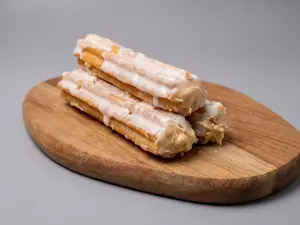 Churro blanco pasta de maní