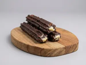 Churro negro de pastelera