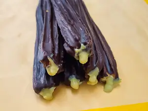 Churro negro pistacho