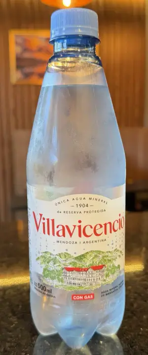 Agua con gas villavicencio