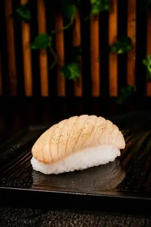 NIGUIRI FLAMBEADO