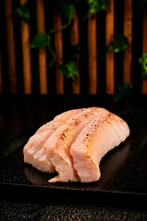 SASHIMI FLAMBEADO X 3 UNIDADES