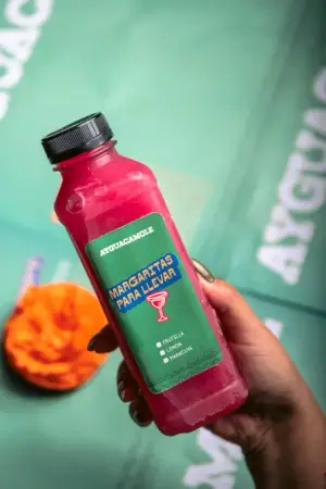 500 ML DE MARGARITA PARA LLEVAR (FRUTILLA)