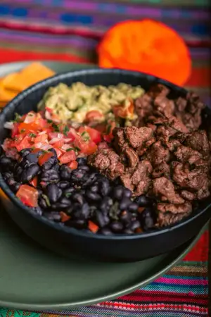 BURRITO BOWL DE CARNE ASADA
