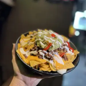 NACHOS CHINGONES DE CHILI CON CARNE (NUEVA PRESENTACIÓN)