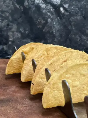 TOSTADAS EN U DE MAIZ (CURVAS) DOCENA