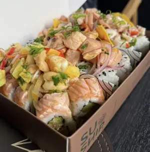 TRIVICHE BOX