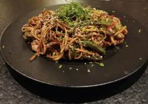 YAKISOBA (FIDEOS) MIXTO