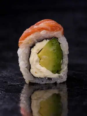 Golden Sushi Roll