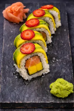 Tropical Roll