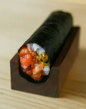 Temaki Trucha, Maracuyá y Furikake