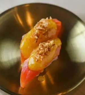 Trucha, maracuyá y furikake (x2)