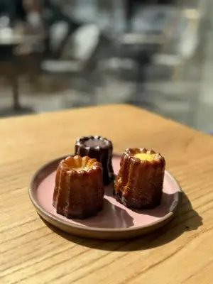 Canelé Chocolate