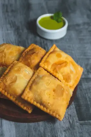 Box 12 Pastelitos