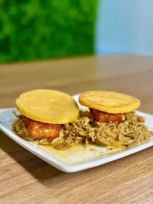Arepitas de Pernil X 2 unidades
