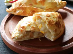 Empanada humita