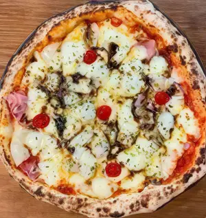 Pizza Anchoas Con Salsa (Grande Y Chica)