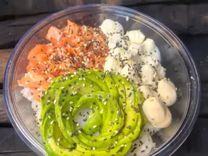 Poke cocido