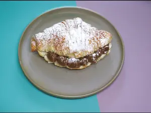 Croissant con dulce vegano