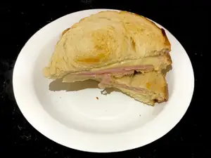 Tostado de jamón y queso