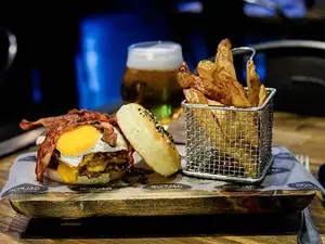 Hamburguesa El Galpón