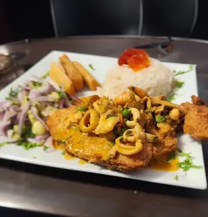 Pescado al ajillo