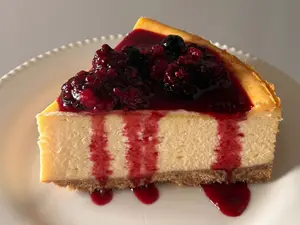 Porción cheesecake
