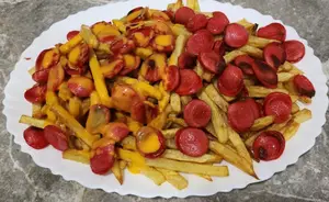Salchipapas