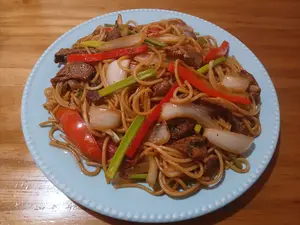 Tallarin Saltado De Lomo