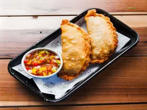 Empanadas De Carne Braseada